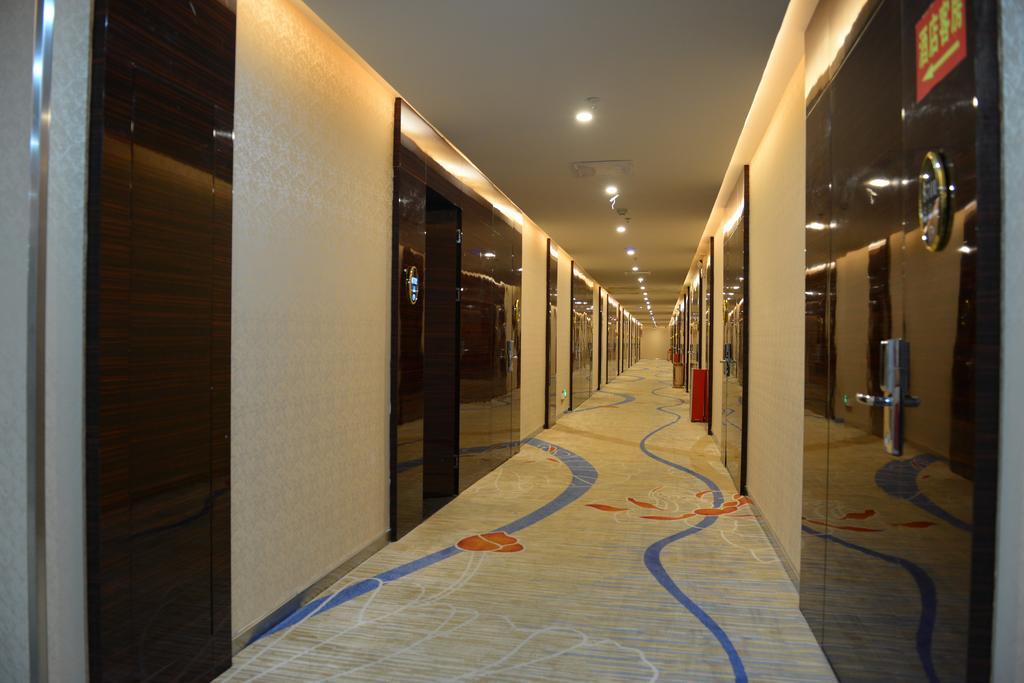 Tie Cheng Hotel Guangzhou Buitenkant foto